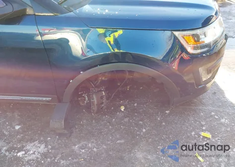 2016 Ford Explorer Xlt z USA, uszkodzony, nr VIN 1FM5K8D89GGA16709